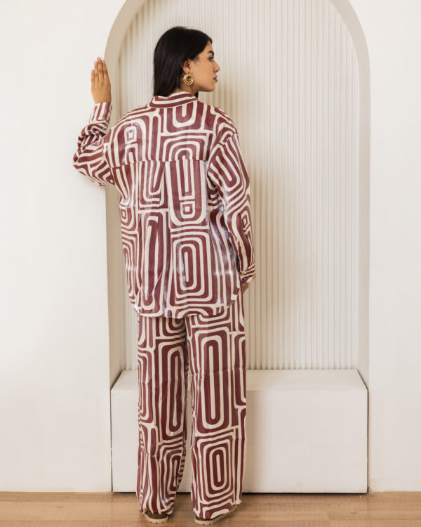 Red Geometric Pattern Set
